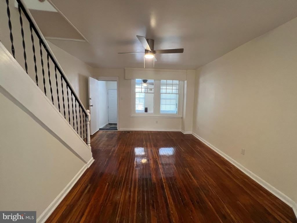 254 W SHELDON STREET – photo 4