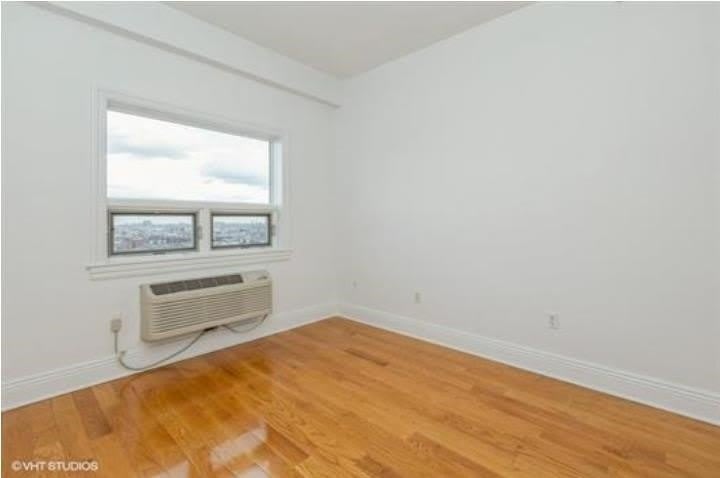 809-815 22ND ST – photo 5