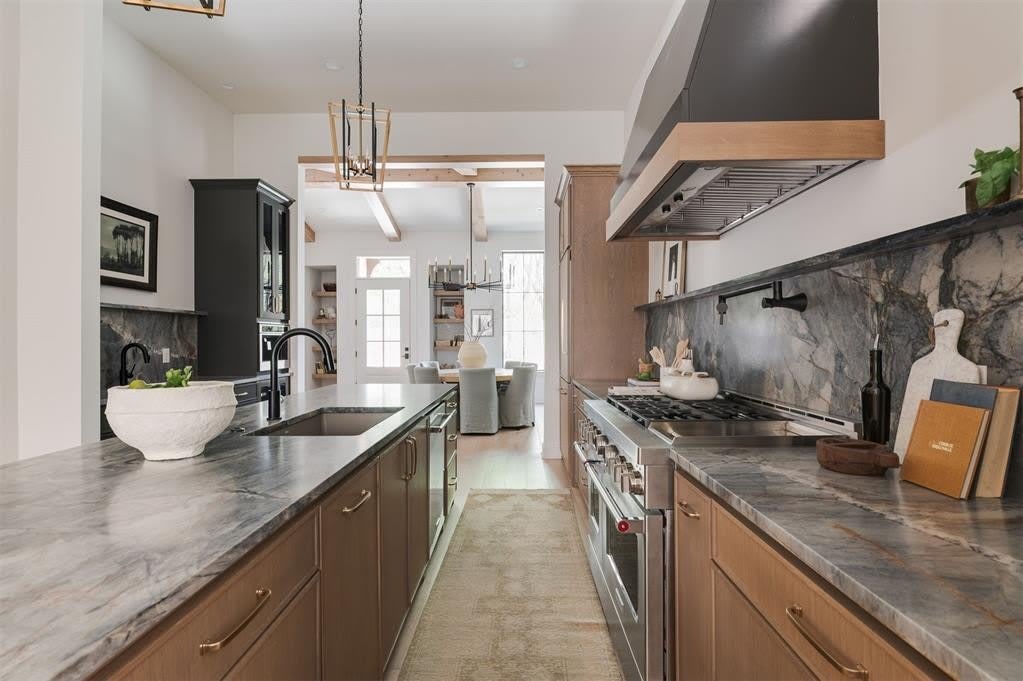 324 Sw 13Th Street – photo 1