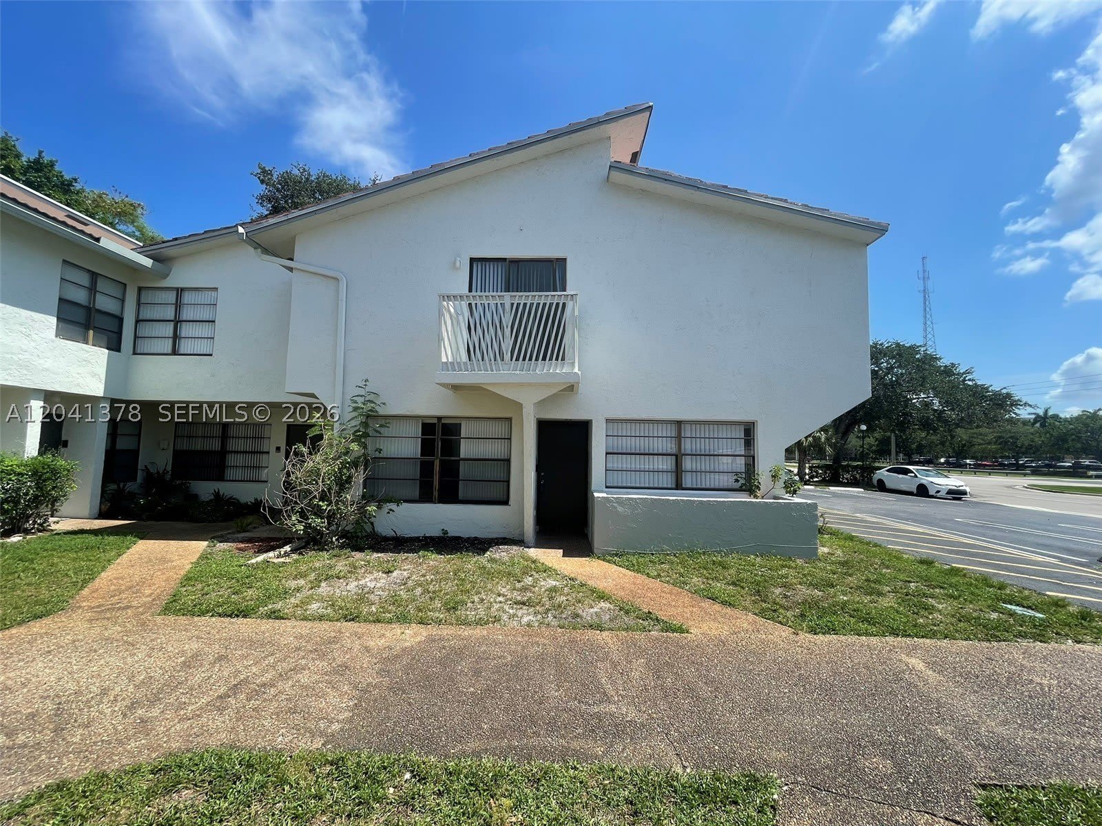 2580 Coral Springs Dr – photo 1