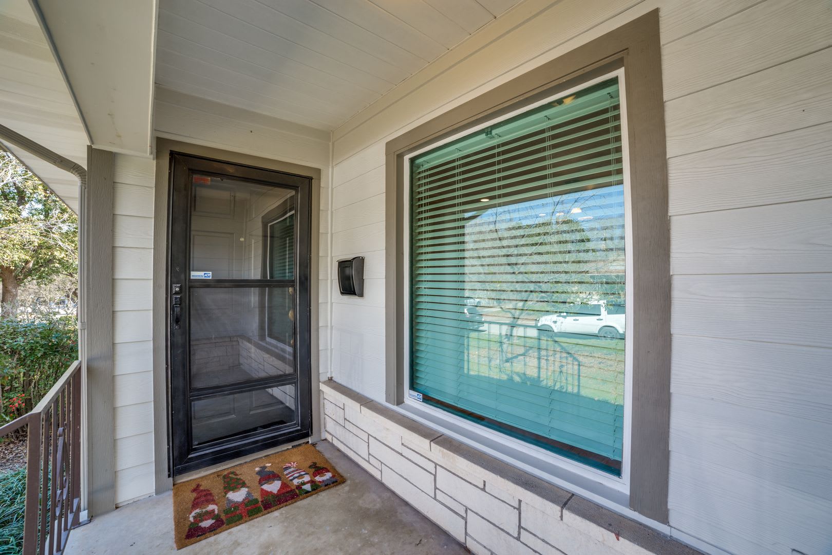 Charming 3 Bedroom in Alamo Heights – photo 3