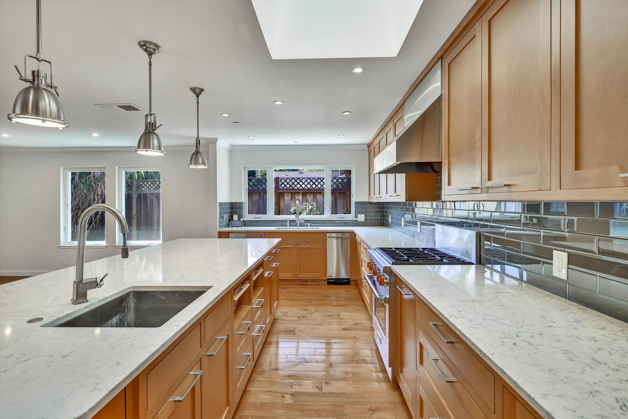 1681 Kensington Avenue – photo 3