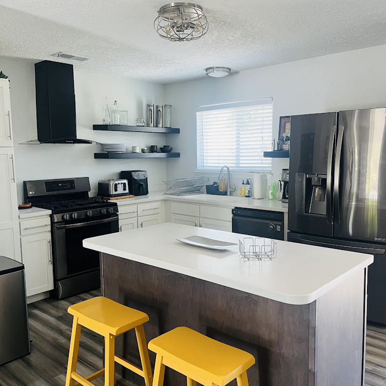 7100 Prairie Road Northeast – photo 2
