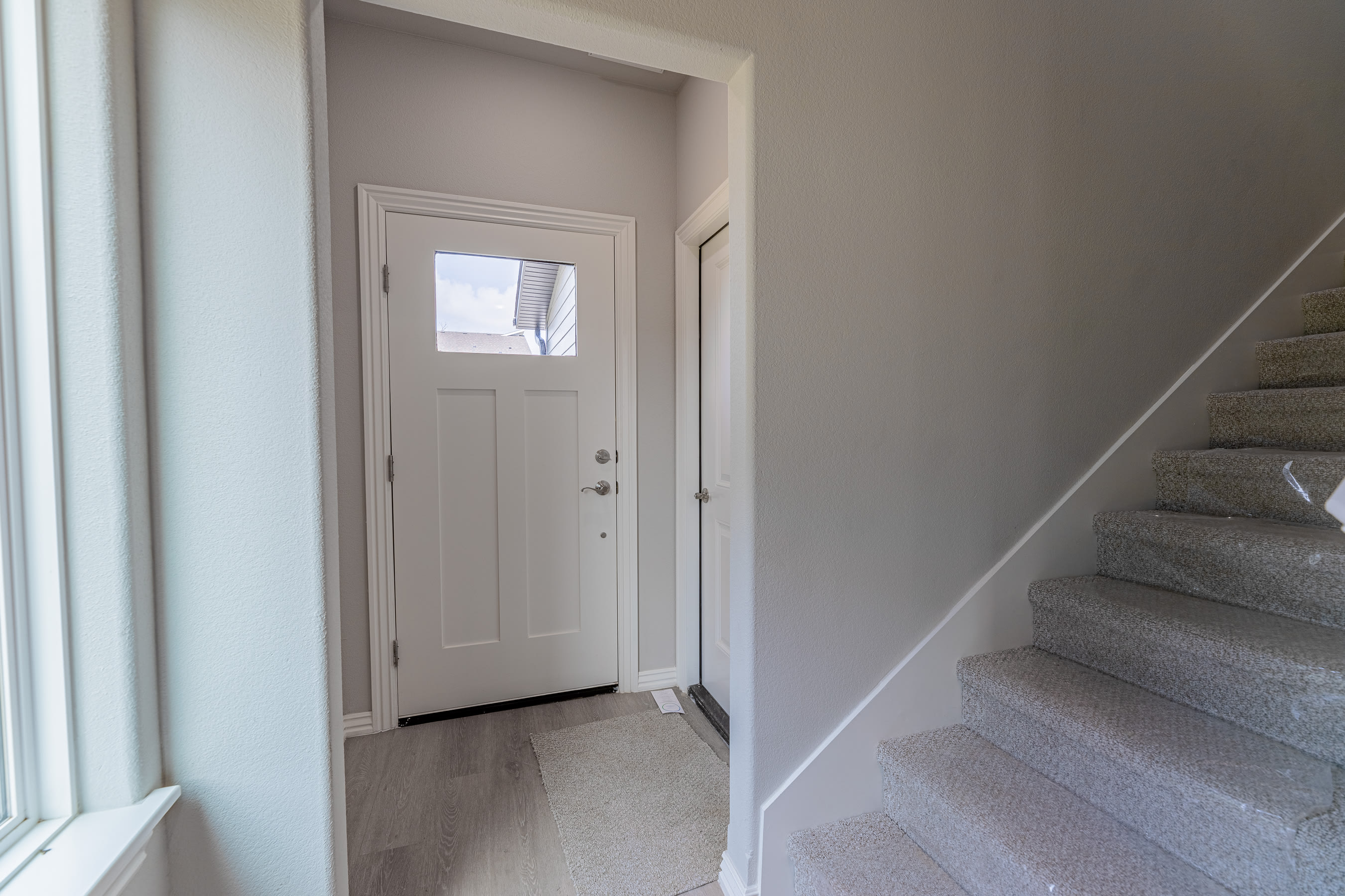 1406 SW Poigai Way – photo 2