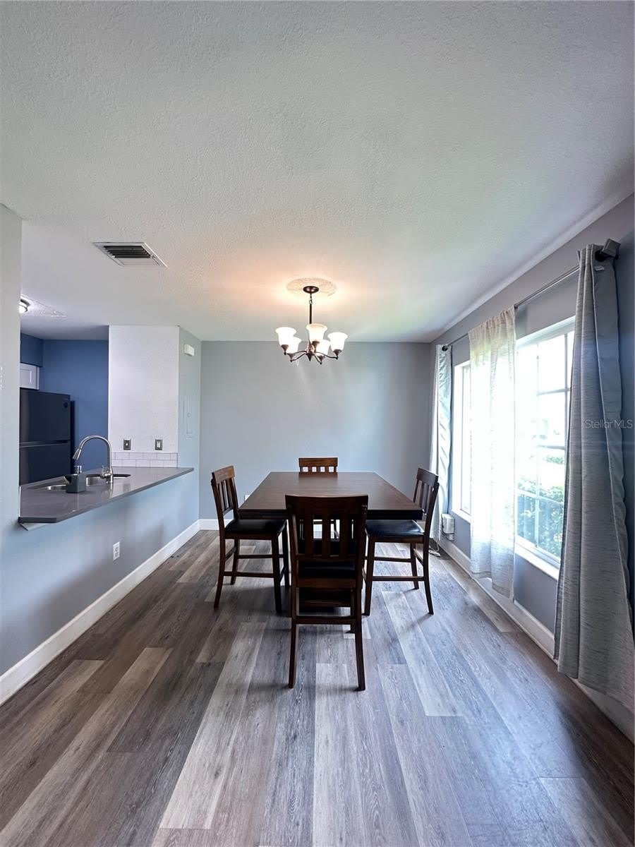 2235 FLUORSHIRE DR – photo 3