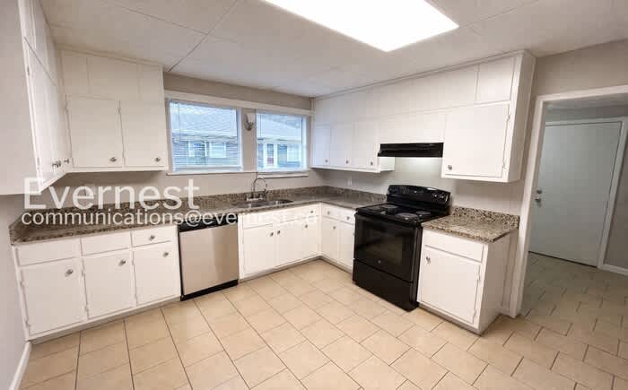 3119 19th – photo 2