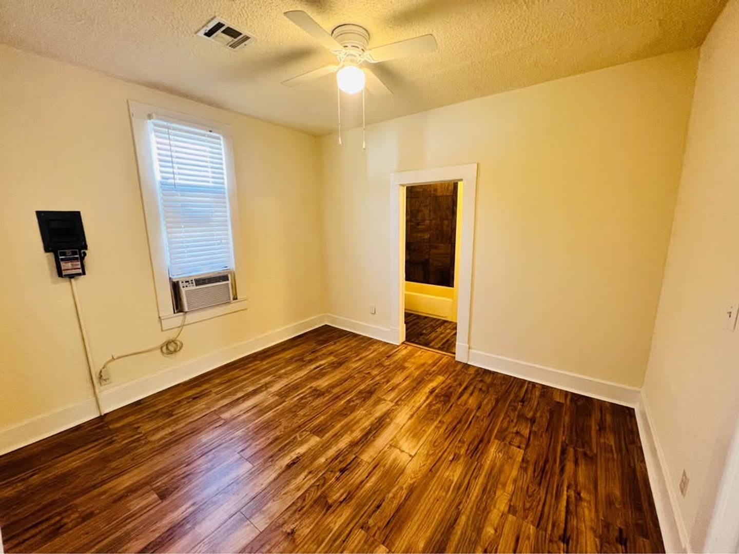 2 bed 1 bath house – photo 5