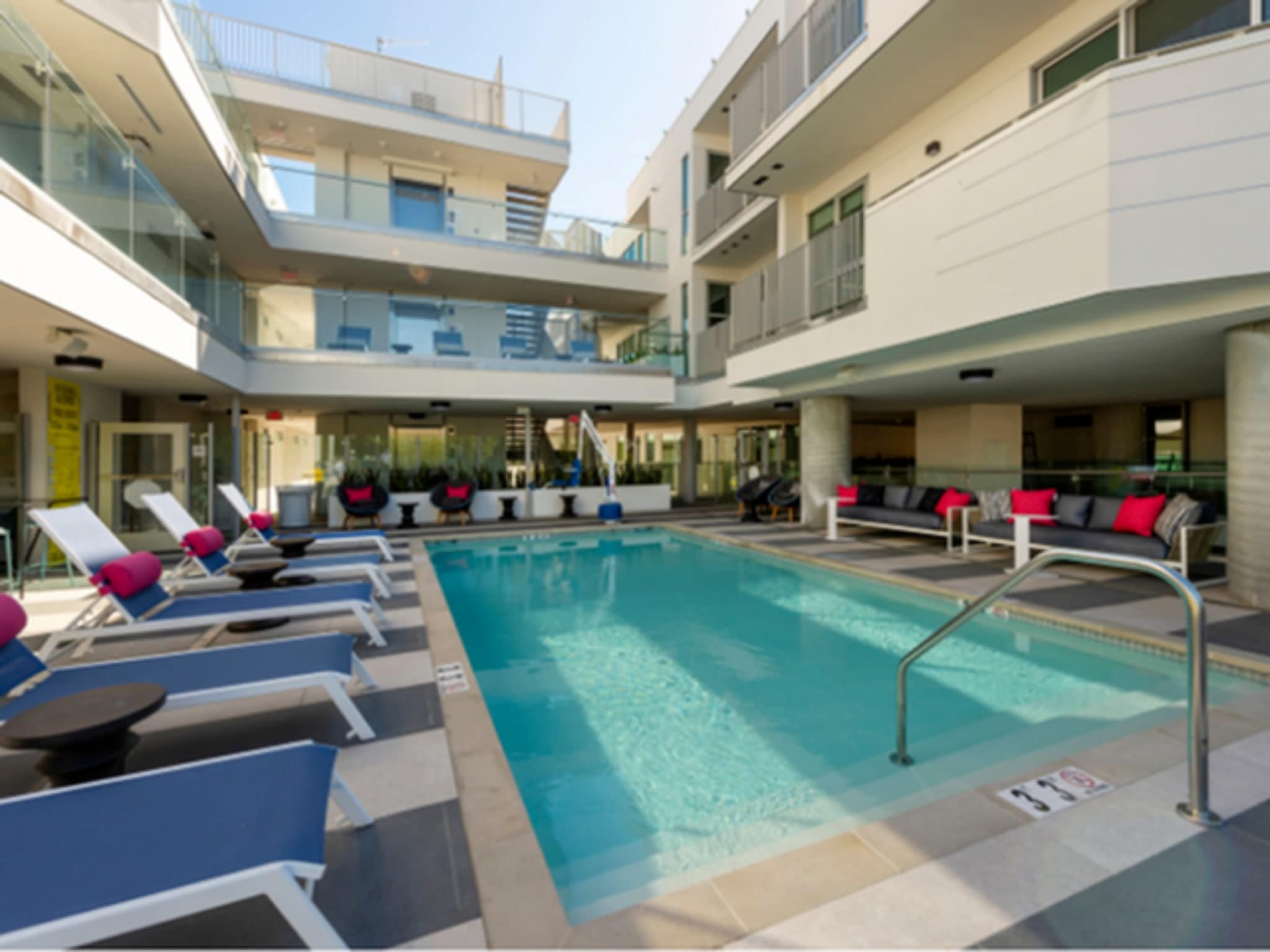 Millennium Santa Monica – photo 2