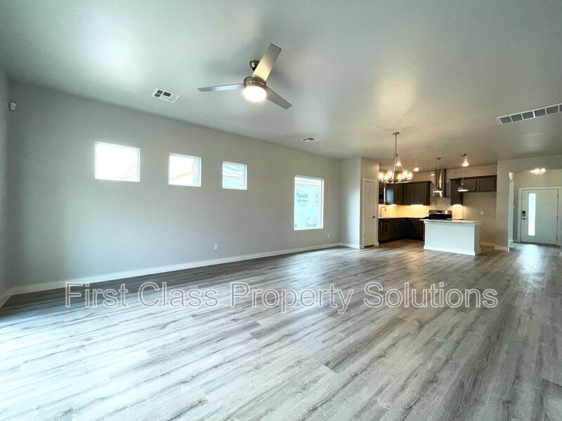 512 NW 176th Terrace – photo 5