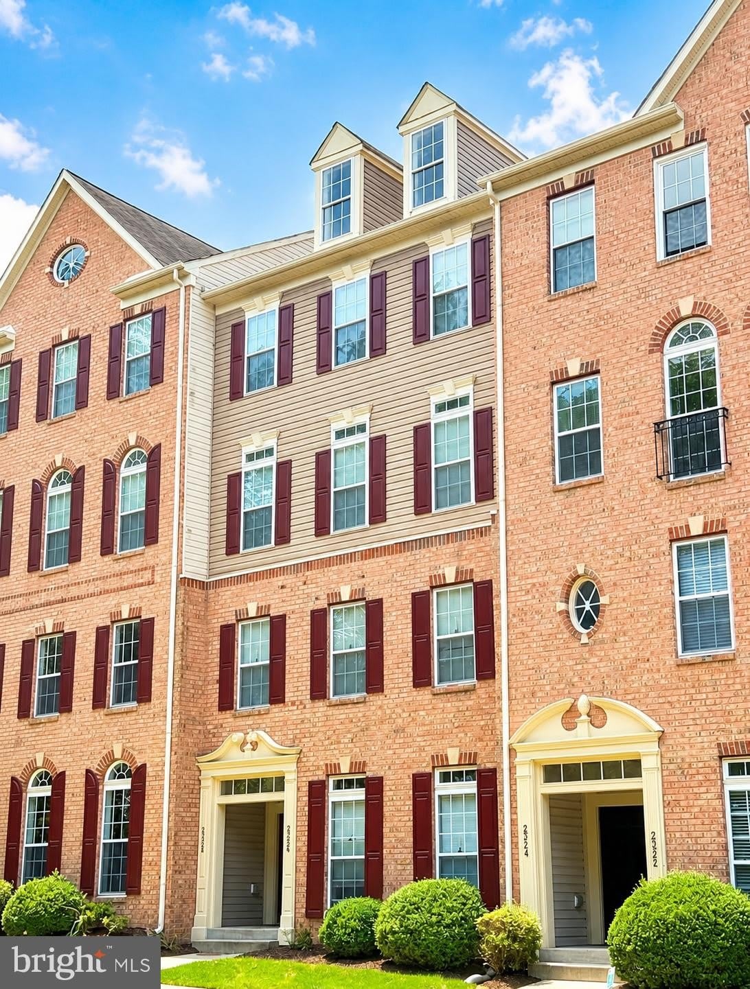 2328 FOREST RIDGE Terrace – photo 1
