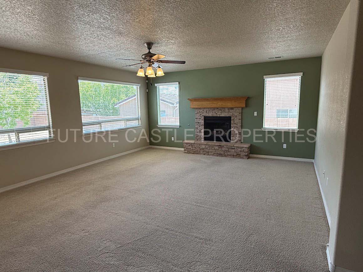1114 Blue Sage Road Northeast – photo 5