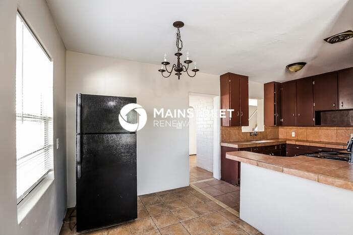 3434 East Polk Street – photo 5