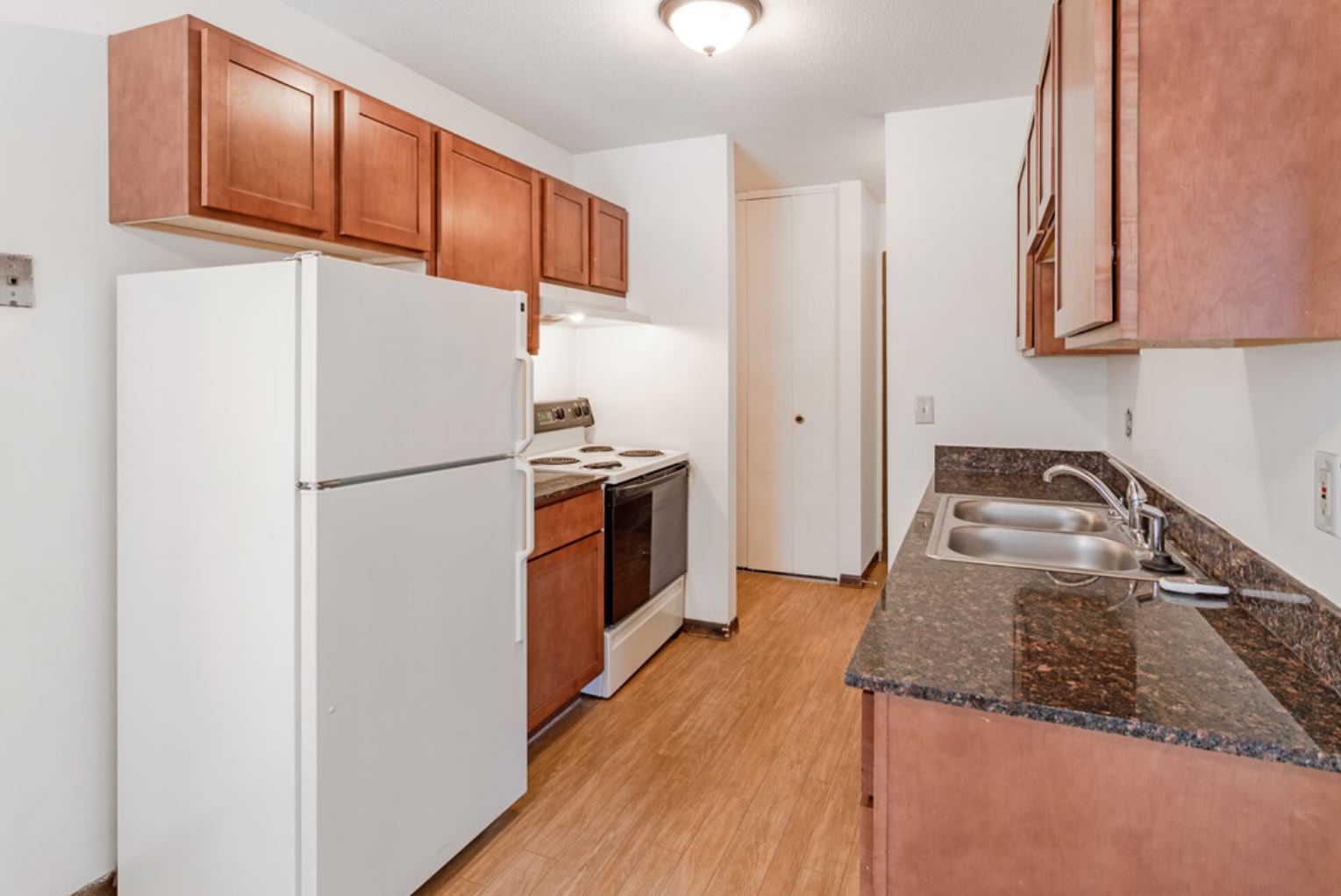Eastside 1276 – photo 5