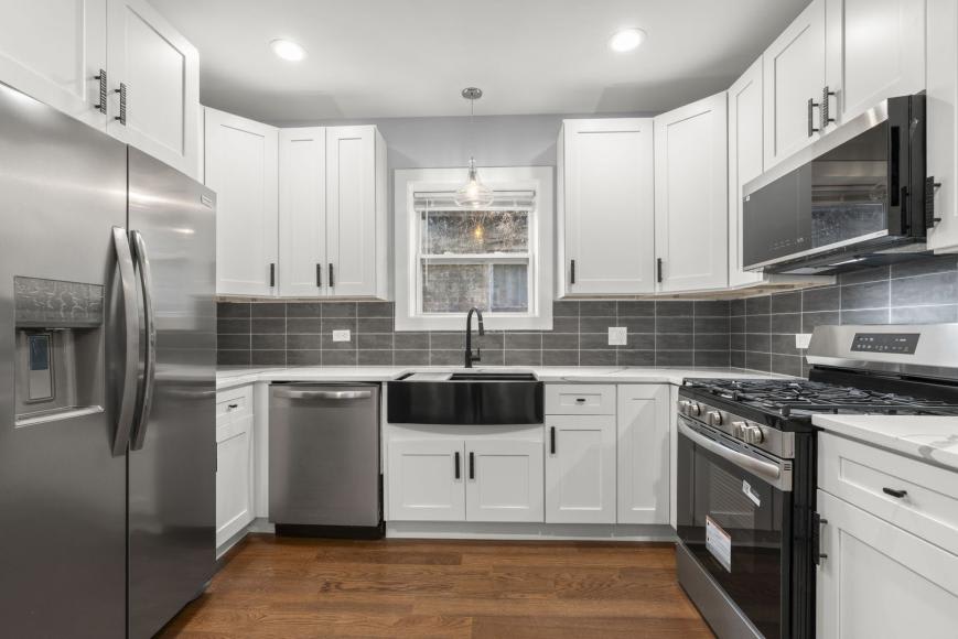 5542 West 64th St. – photo 4