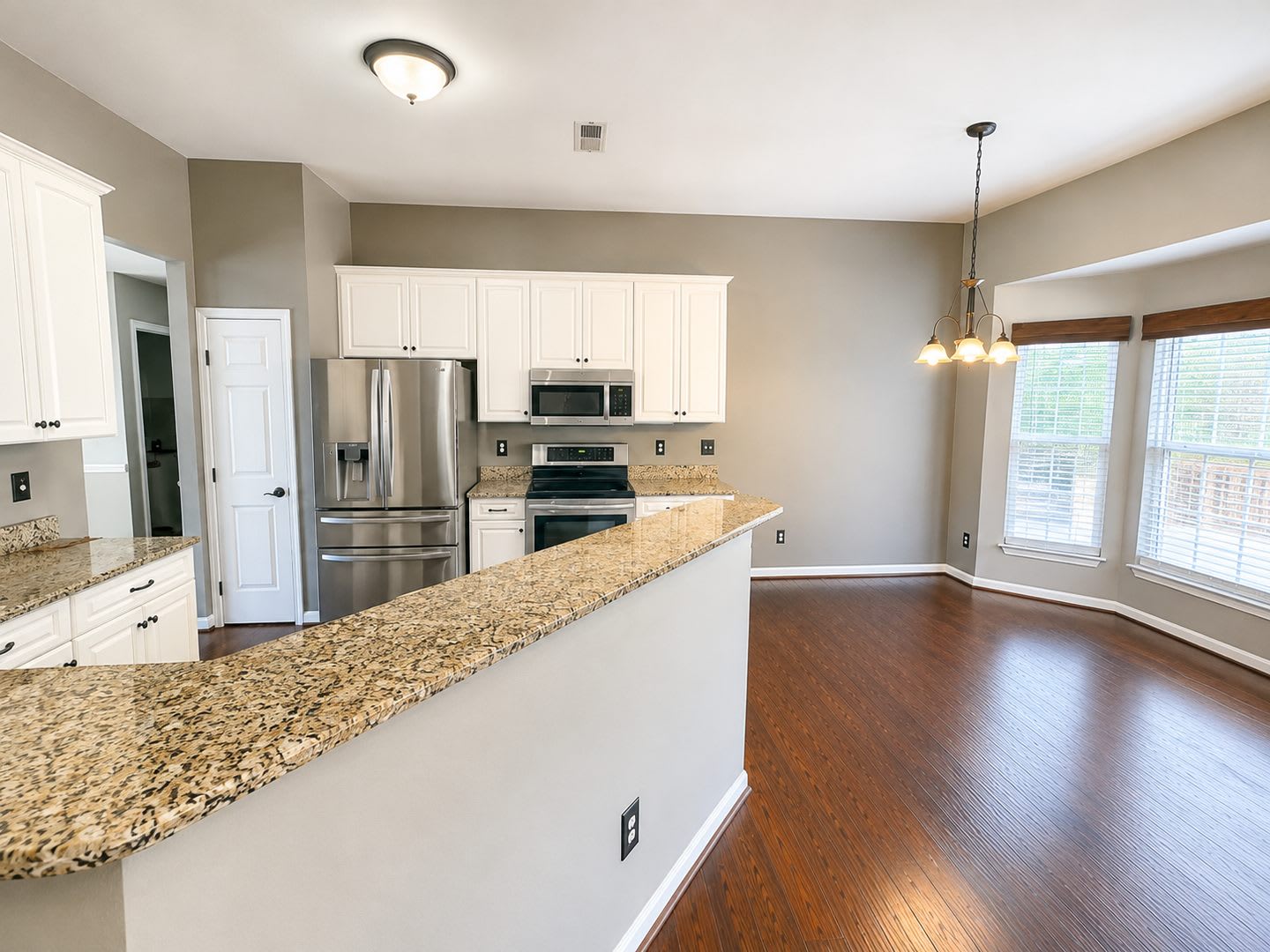 Charming 3-Bedroom Ranch in Greer’s Coveted Neighborhood – photo 3