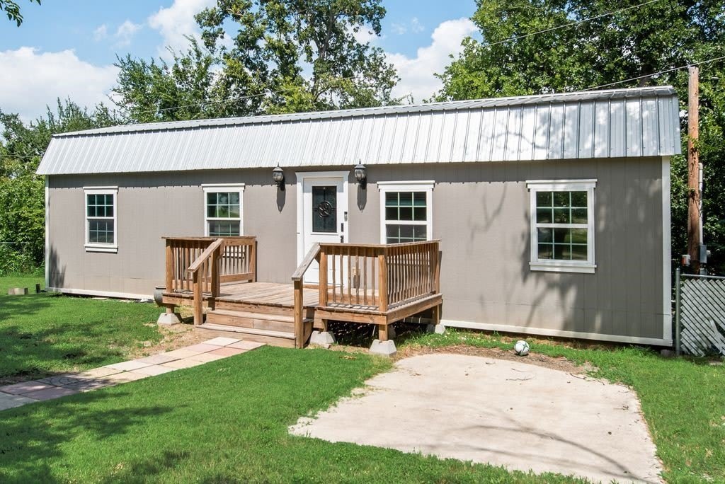 1708 Florence Drive – photo 1