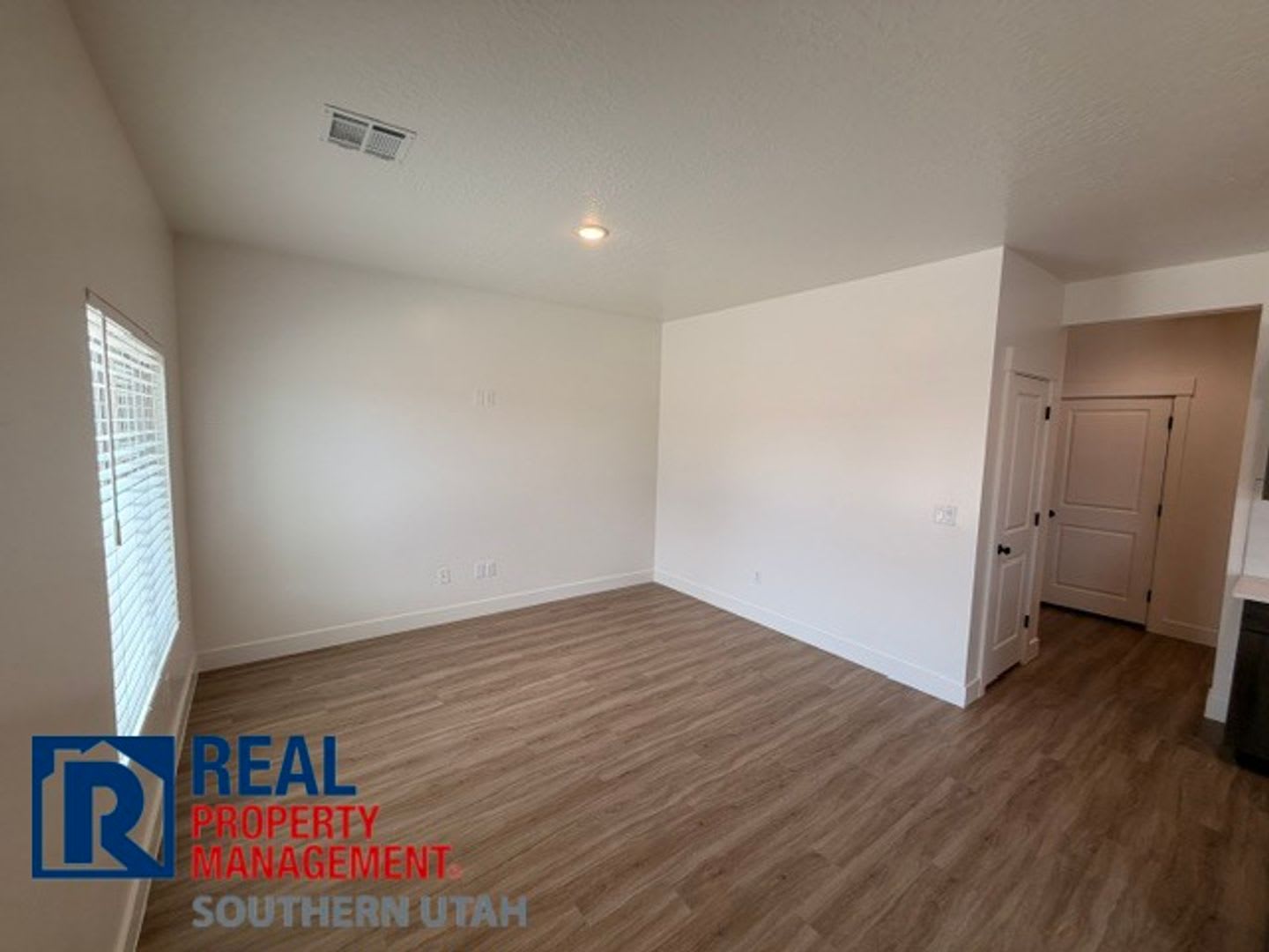 Townhome in South Desert – photo 3