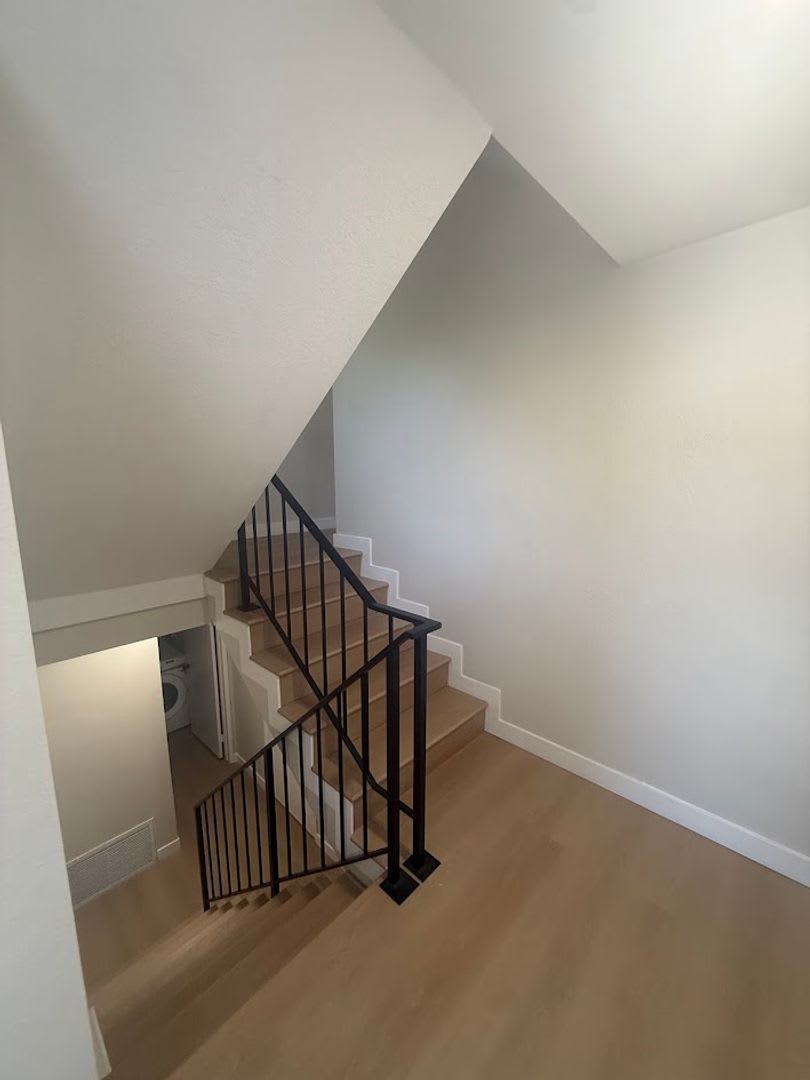 Beautifully Renovated 3-Bedroom Townhome in Gated Harbor City Community – photo 3