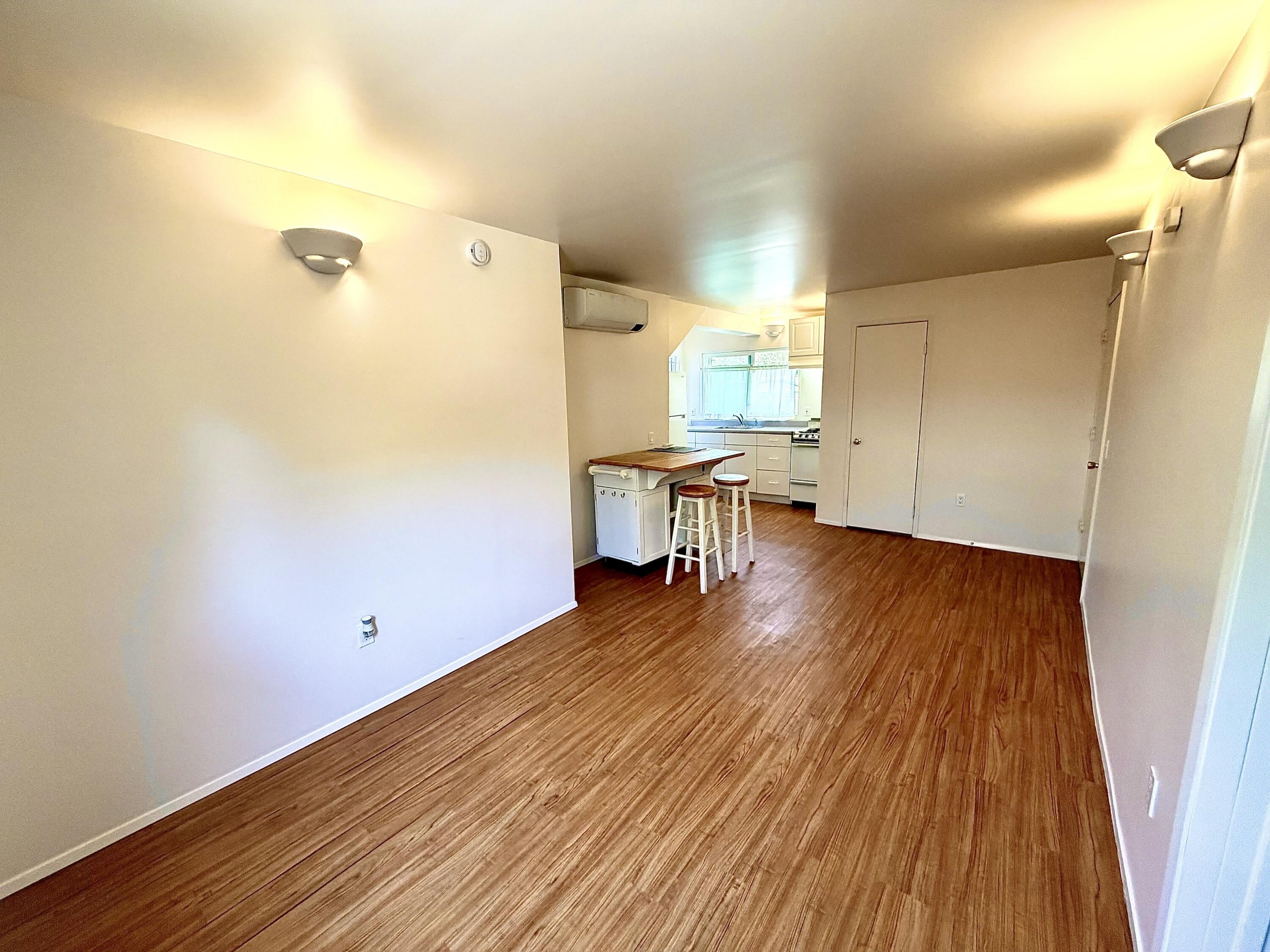 1816 Gillespie Street – photo 1