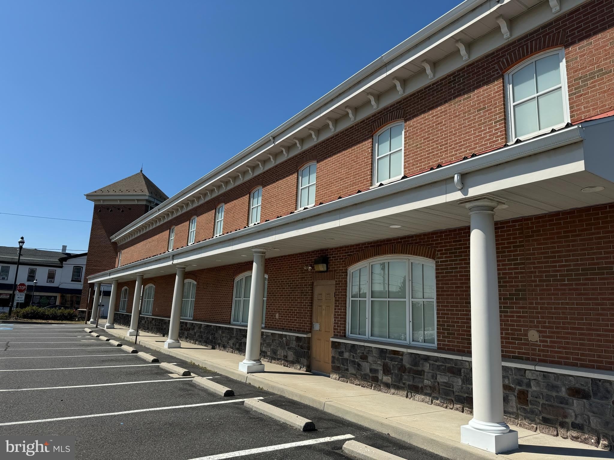 350 MAIN Street – photo 5