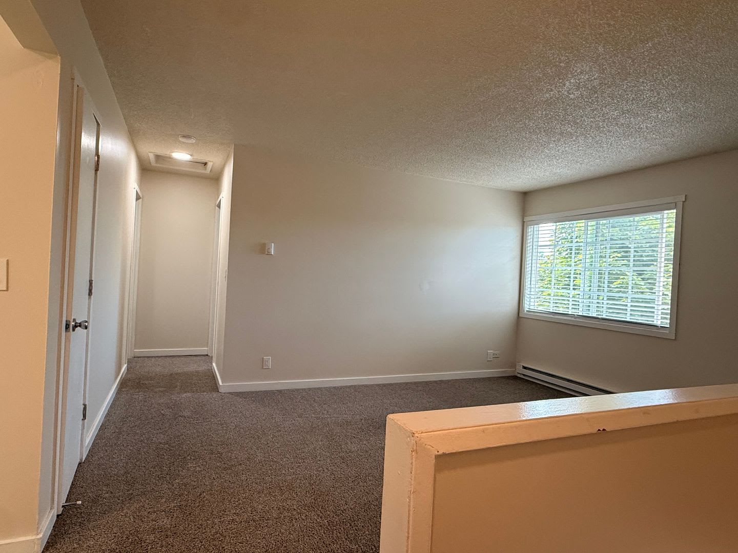 C2402 Maple Court Apartments – photo 3