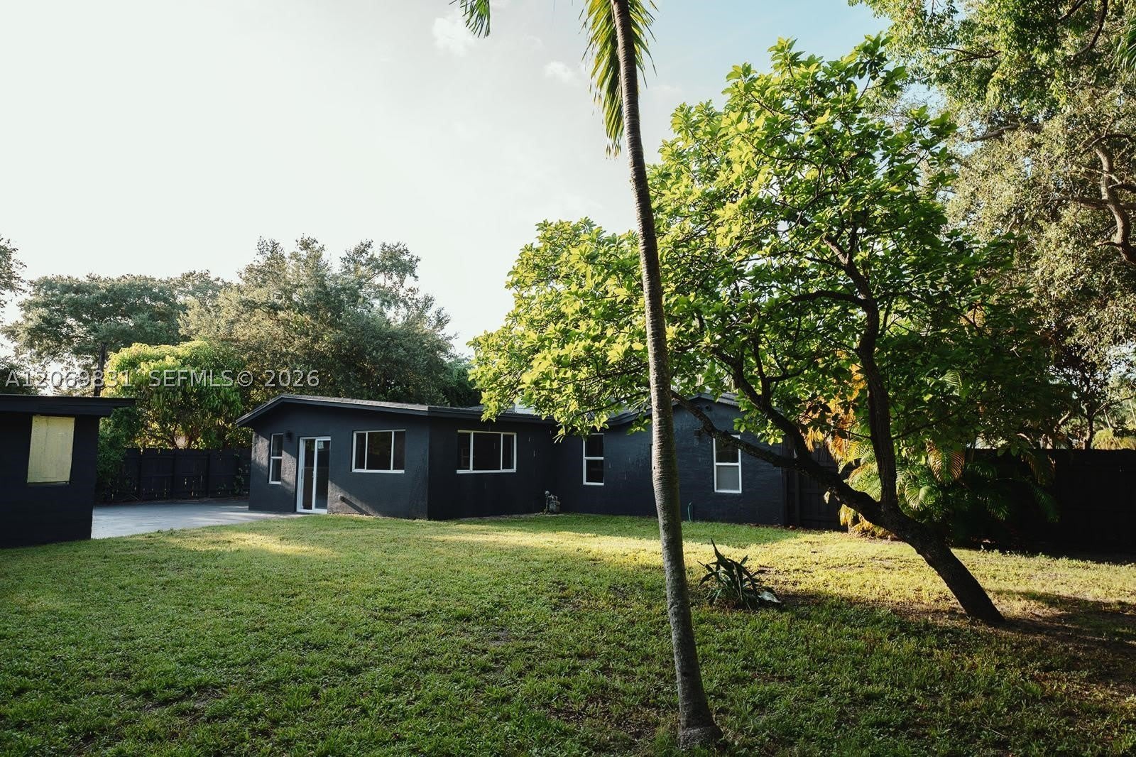 801 Ne 144Th St – photo 3