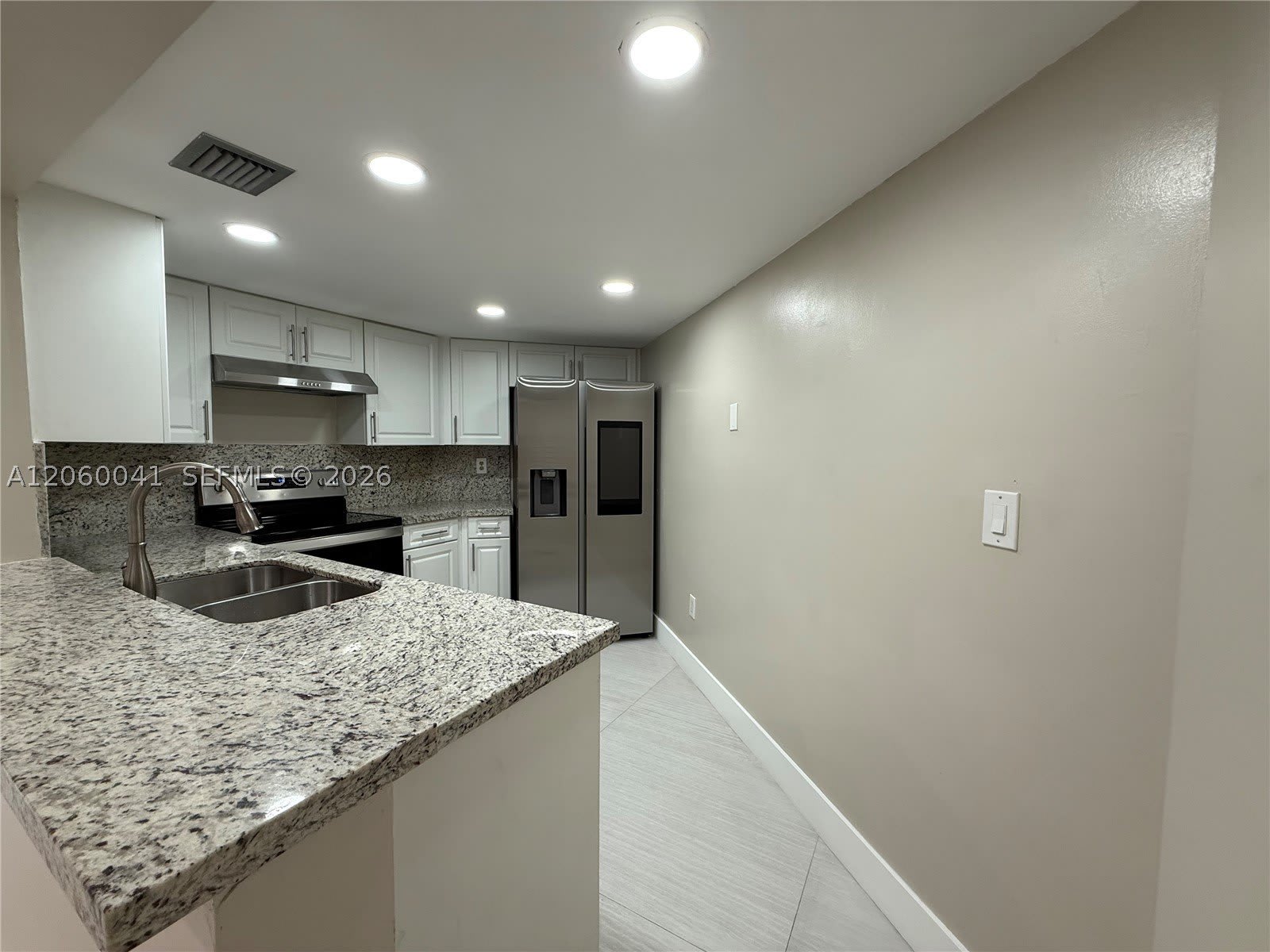 9405 Fontainebleau Blvd – photo 5