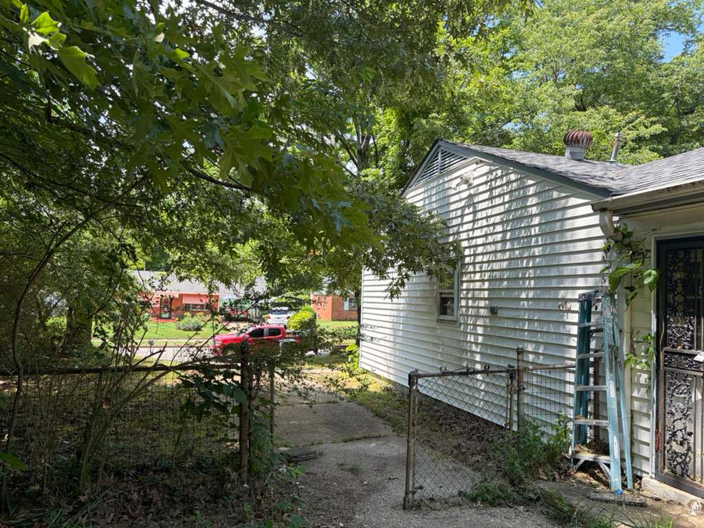 3296 Madewell St – photo 2