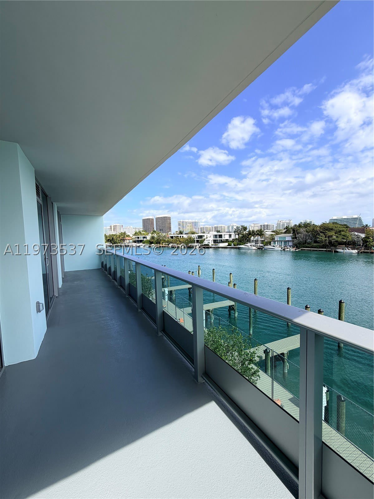 9221 E Bay Harbor Dr – photo 3