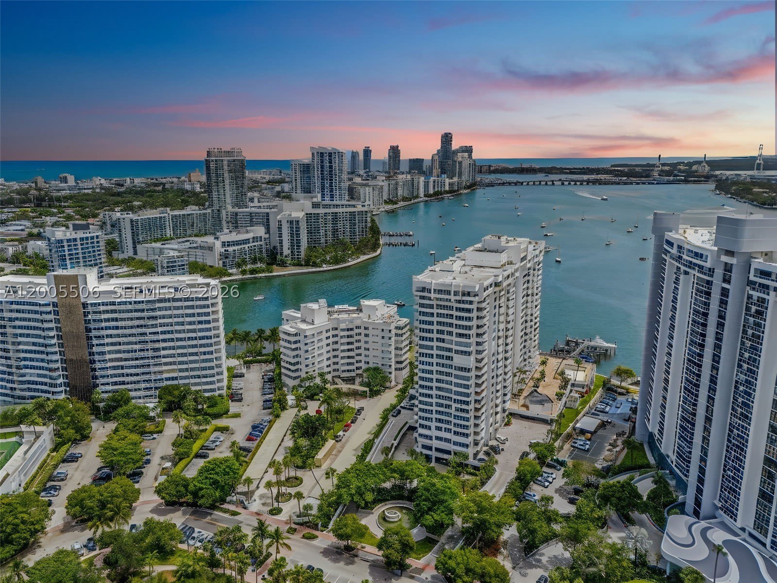 11 Island Ave – photo 2