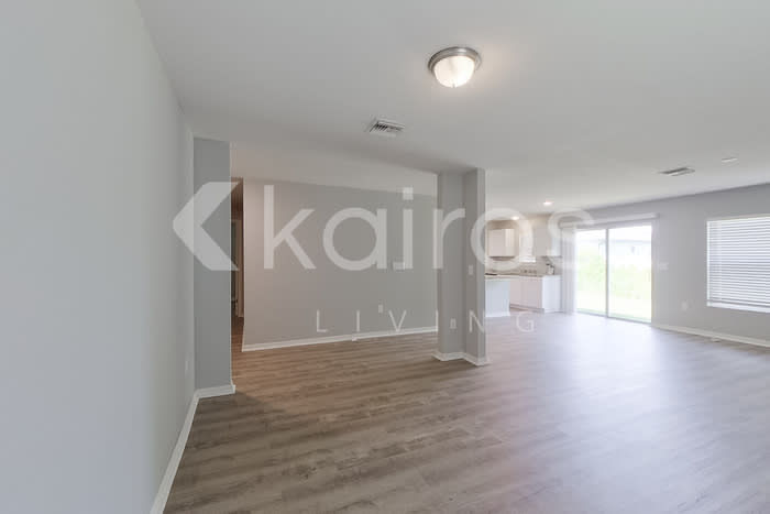 947 Grant Boulevard – photo 2