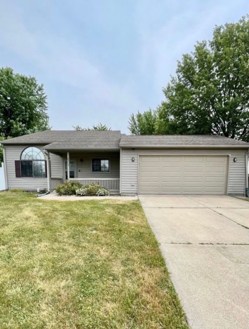Charming Tri-Level Home with Fenced Backyard in West Lafayette – photo 1