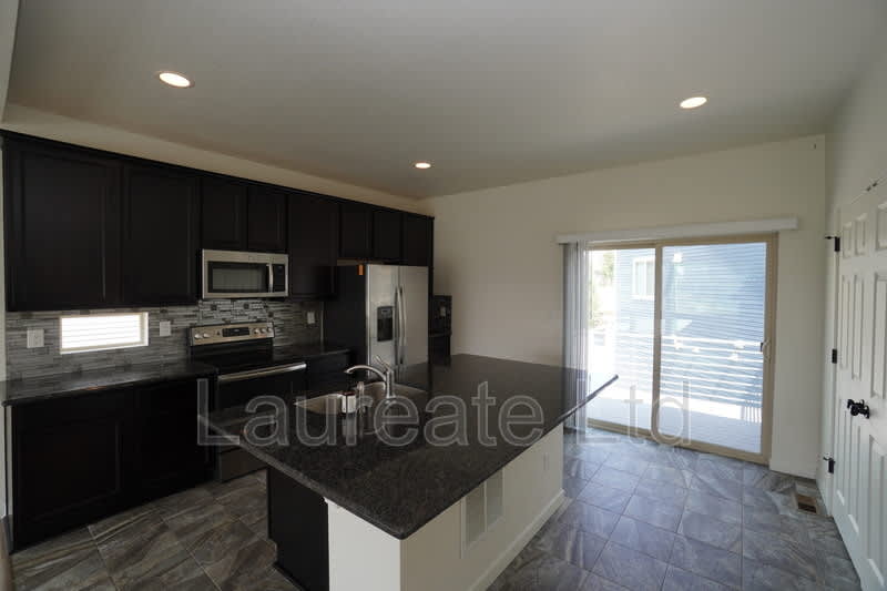 5472 Danube St – photo 5