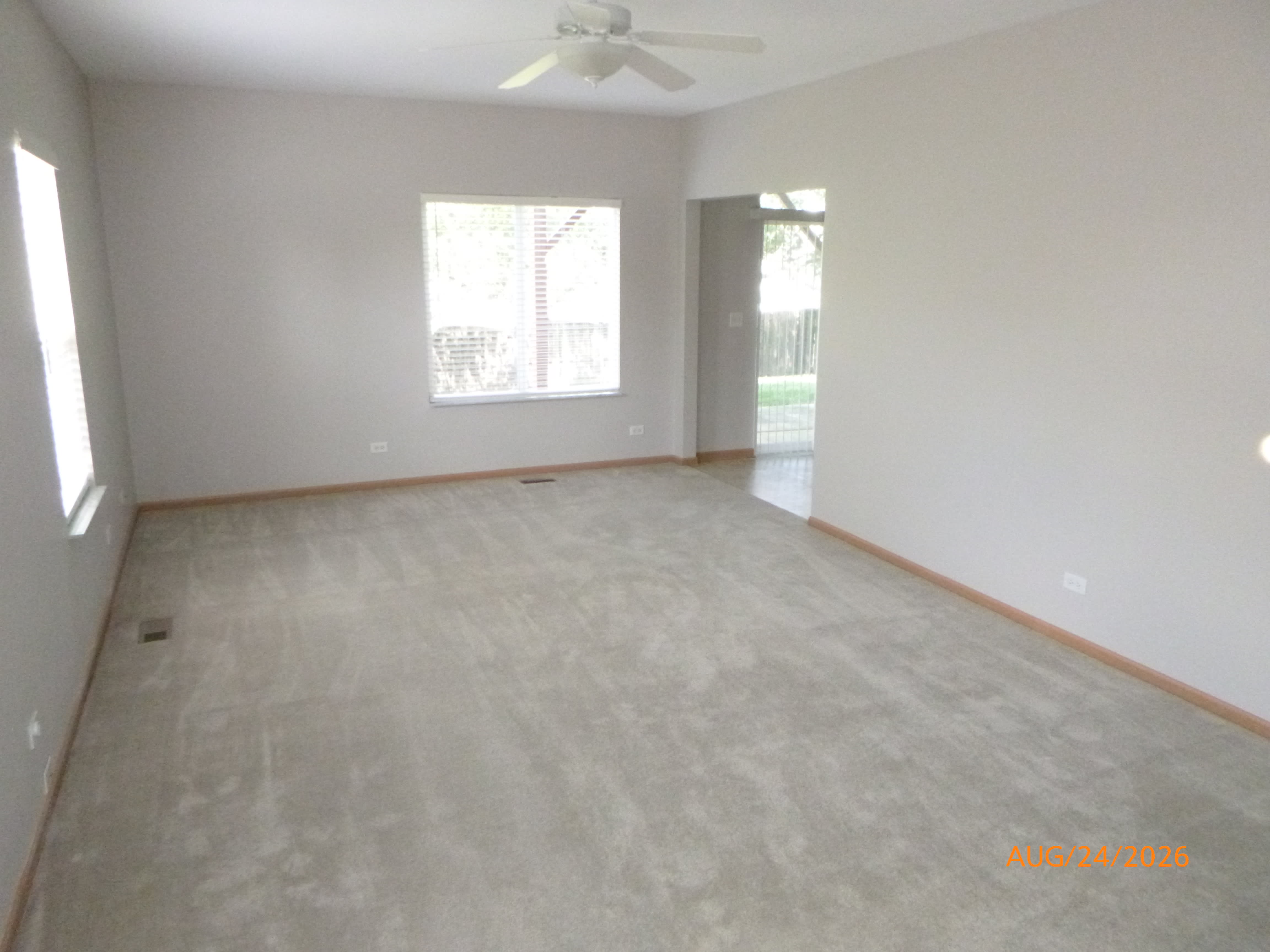 1624 Fredericksburg Ln – photo 4