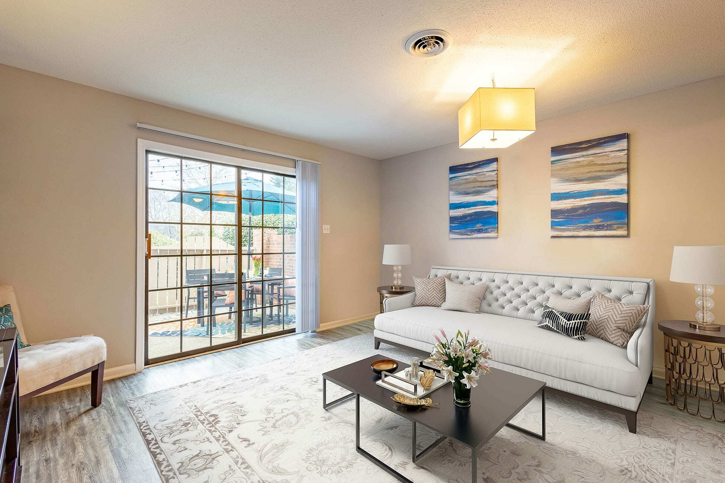 Four Seasons Townhomes – photo 2