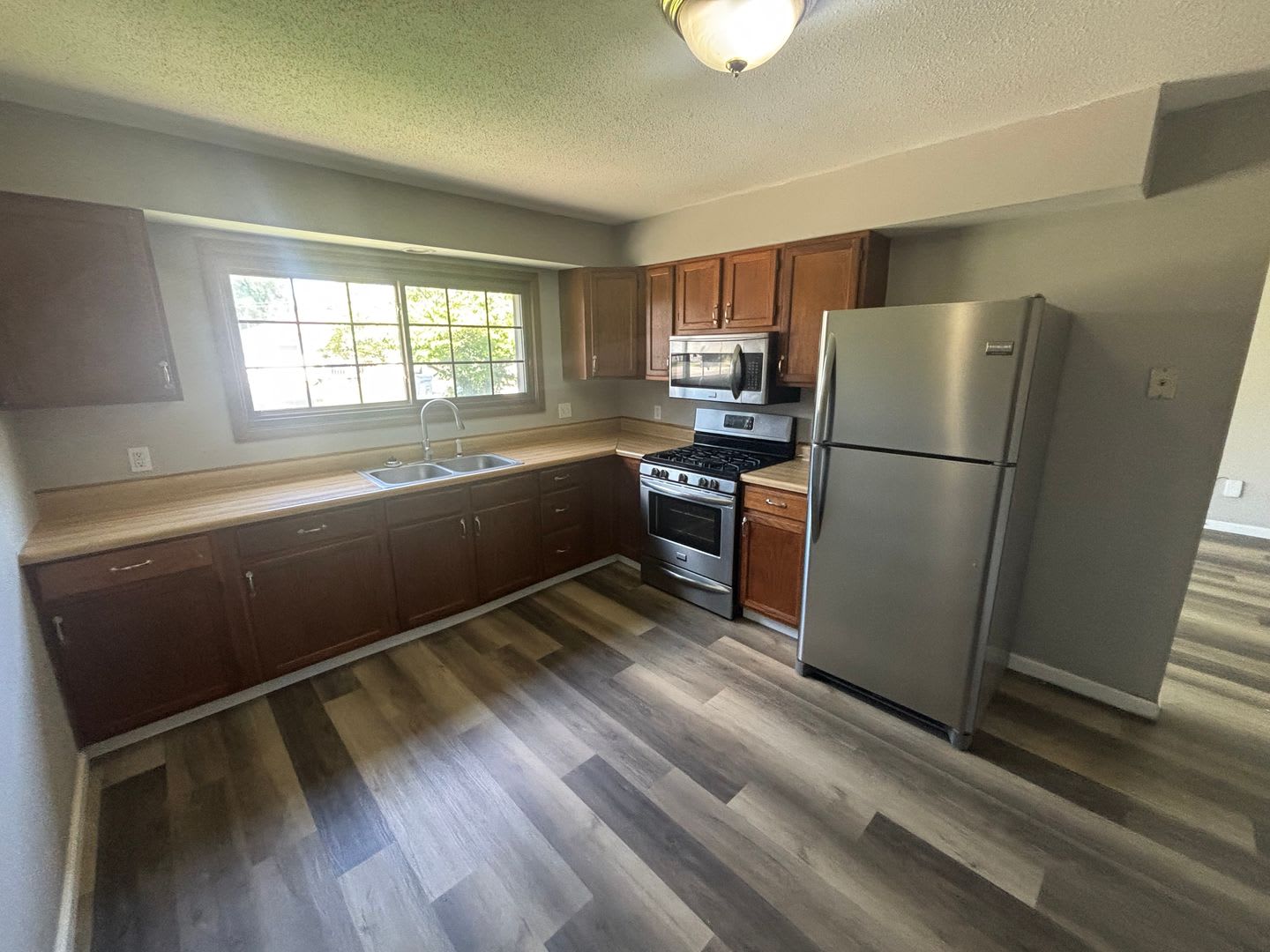 3 Bedroom Home – photo 3