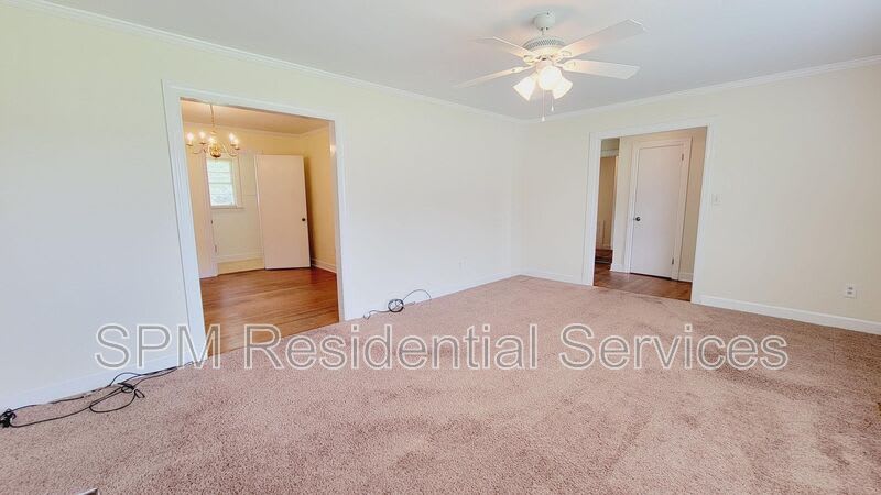 2512 Castle Hayne Rd – photo 4