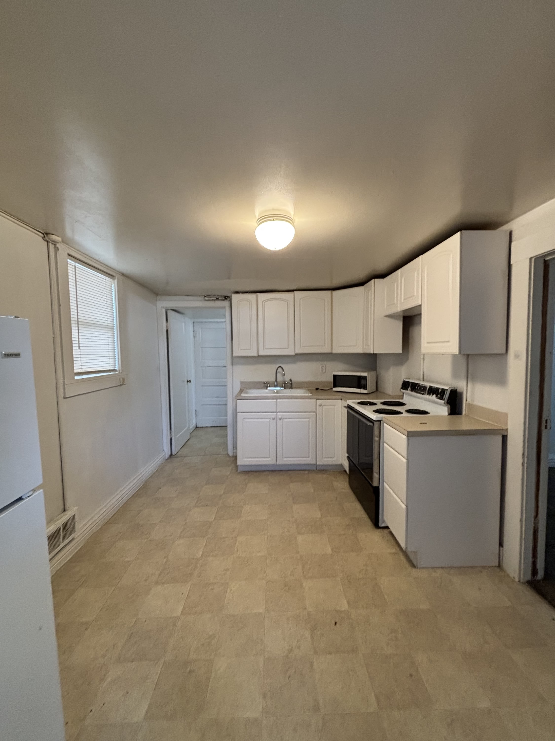 293 South Water Avenue – photo 1