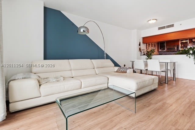 1800 N Bayshore Dr – photo 5