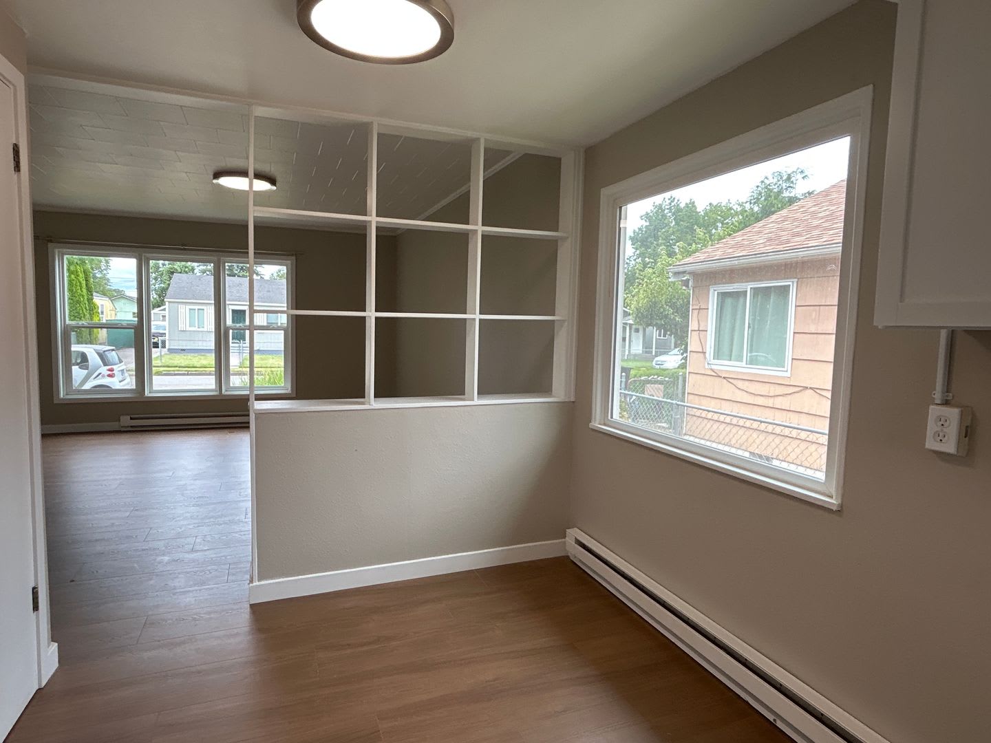 Newly Renovated 1-Bedroom Home with Spacious Yard – photo 4