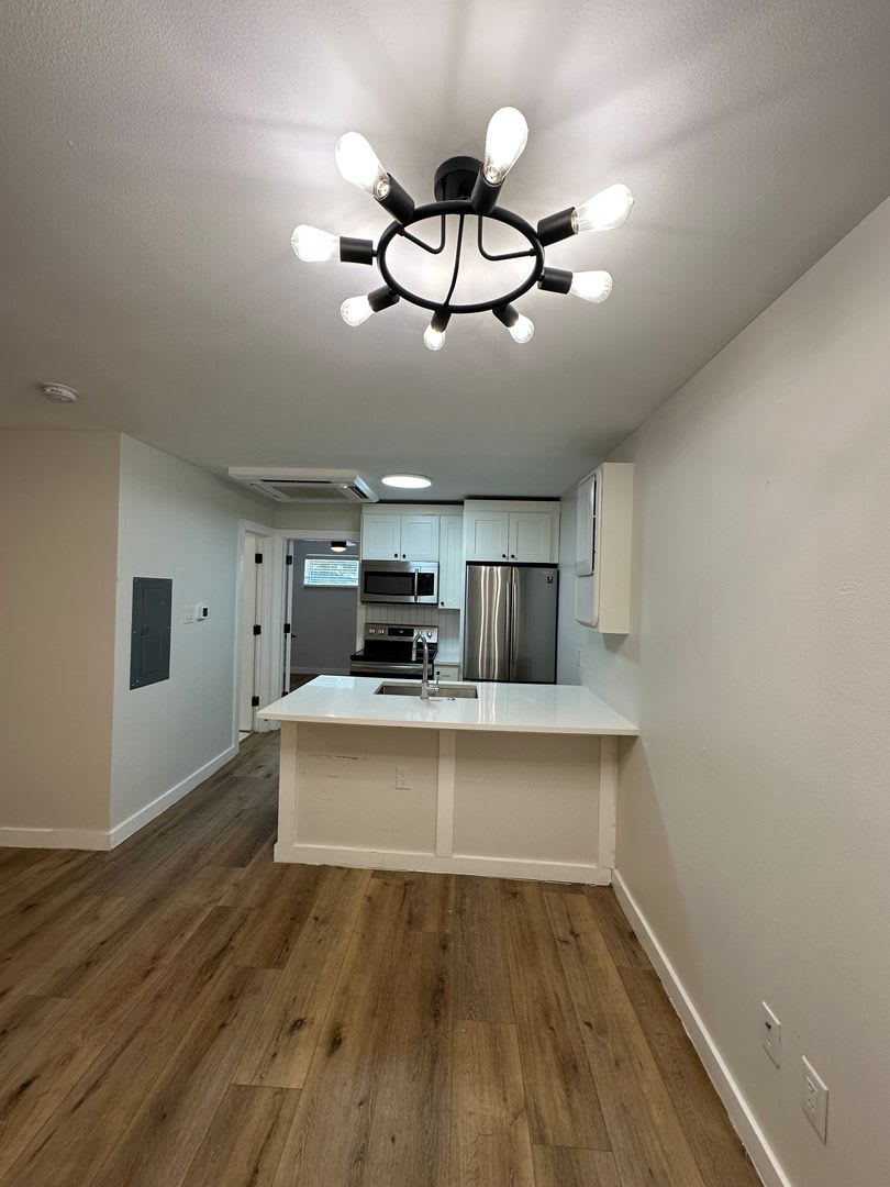 The District – photo 1