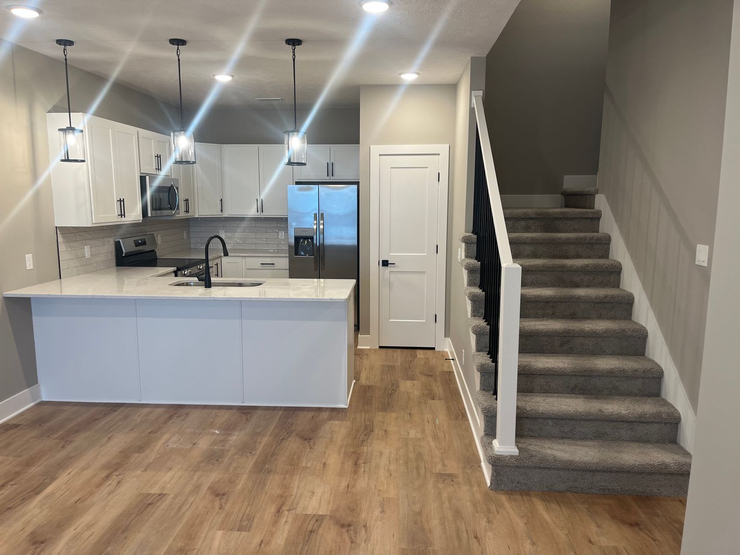 3 Bed 3.5 Bath-New Construction! – photo 4