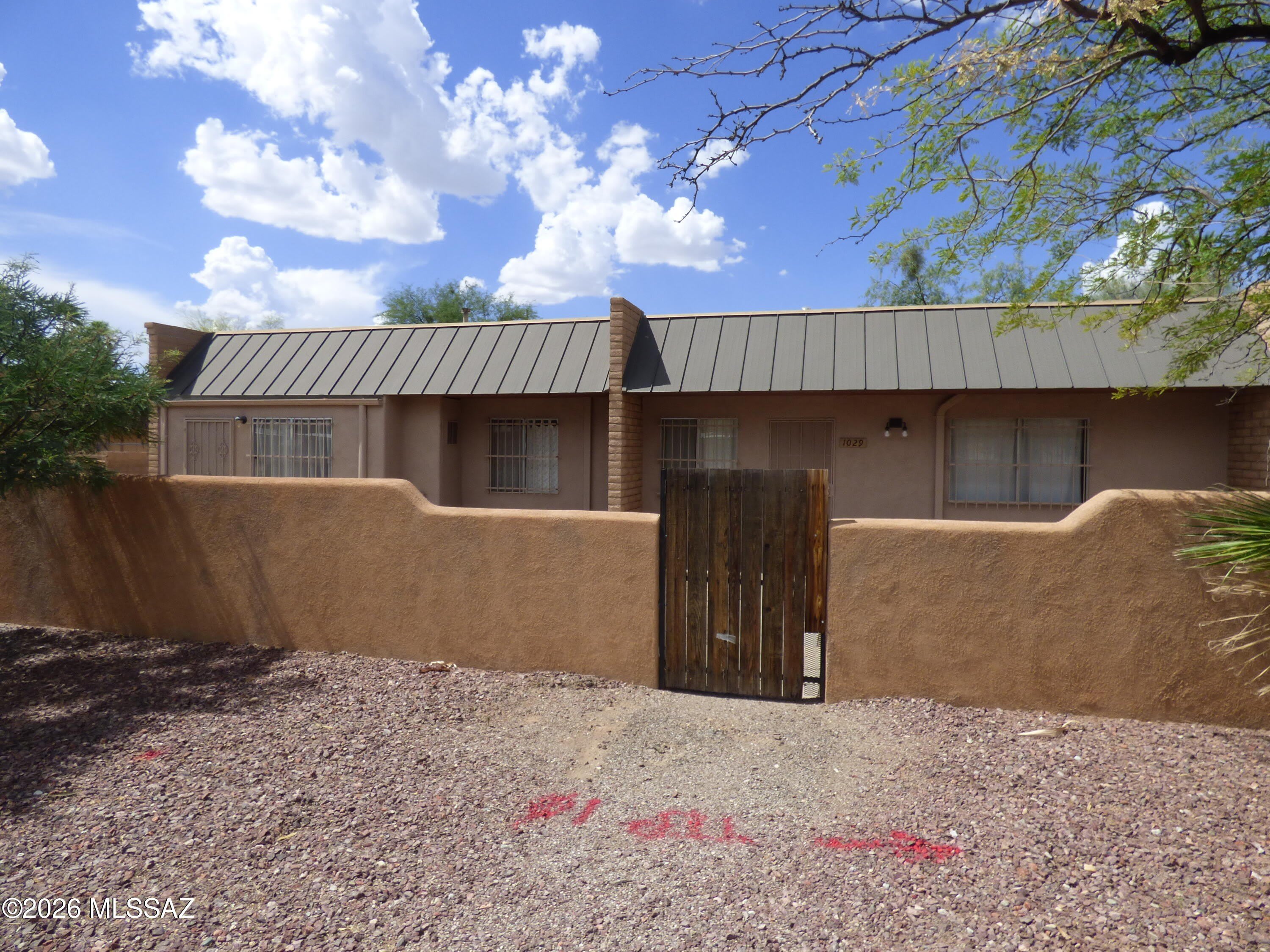 1029 E Irwin Place – photo 2