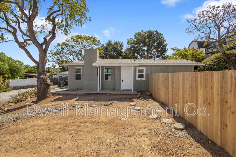 9105 Rosedale Dr – photo 2