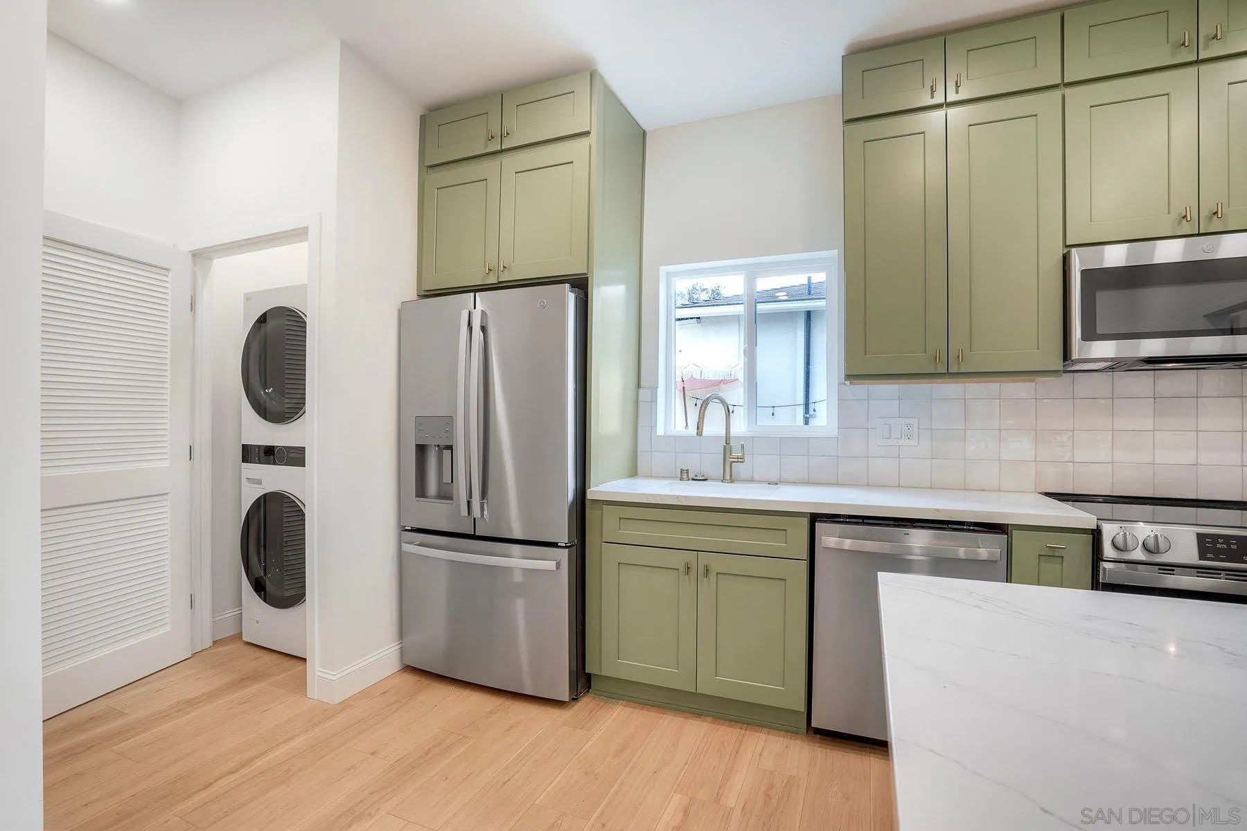 6942 Eberhart St – photo 4