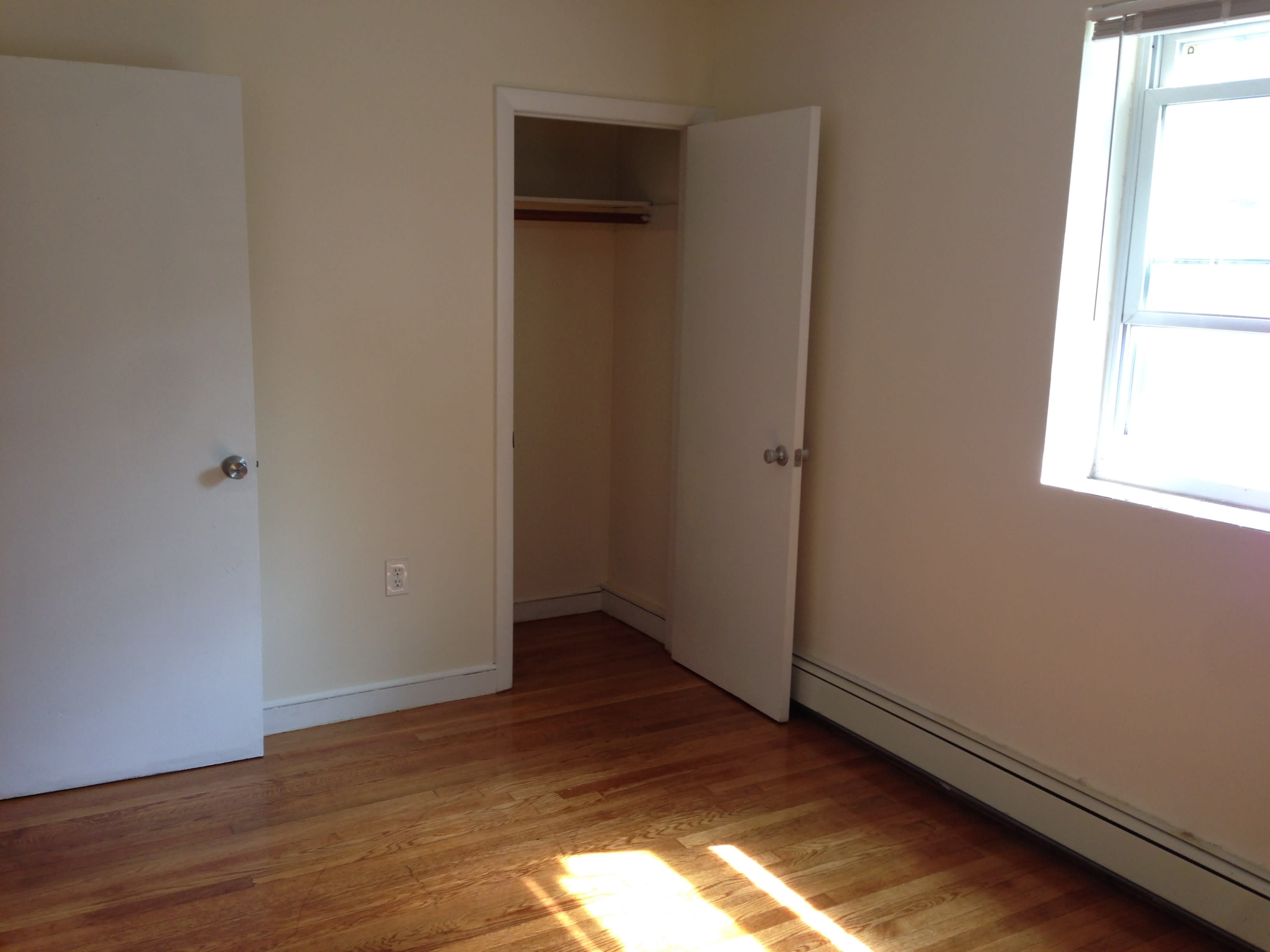34 Gardner Street Apartments – photo 2