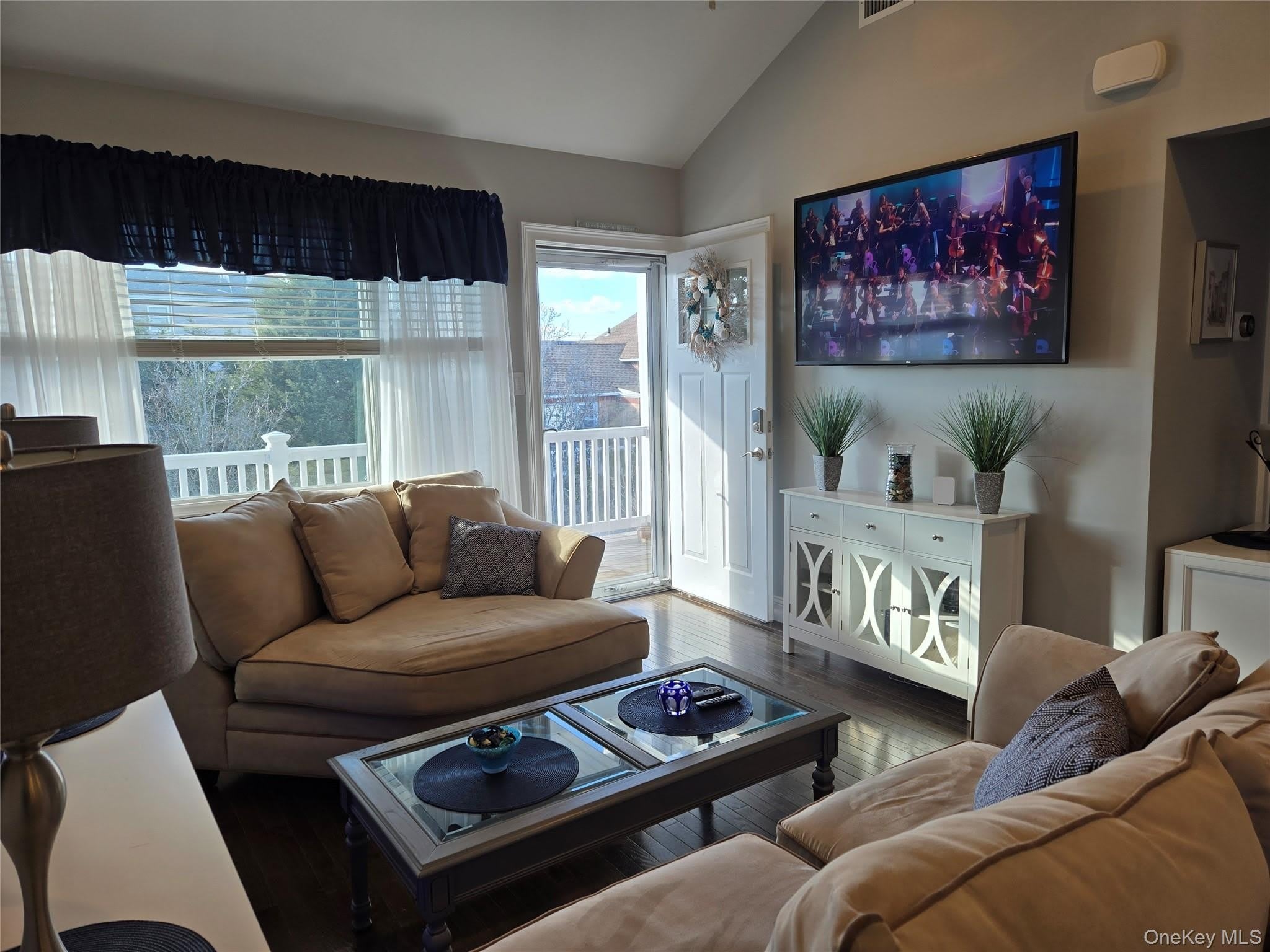 70 Harmon Street – photo 2