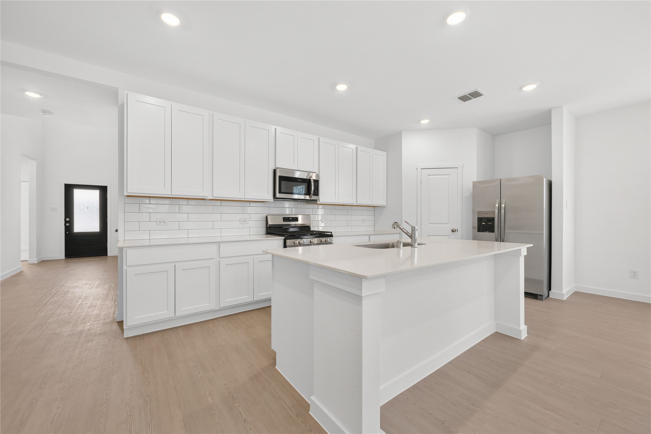 1209 Misty Brook Drive – photo 4