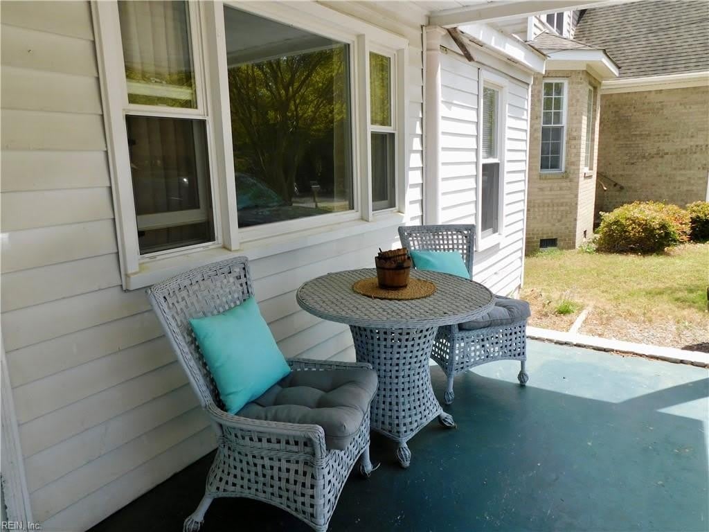 2224 Maple Street – photo 2