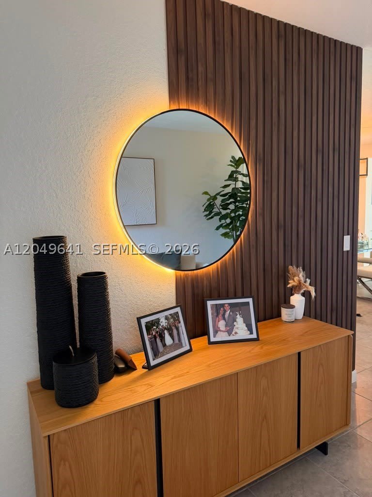 3409 W 104Th Ter – photo 2